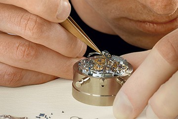 厦门欧米茄摆轮磨损了