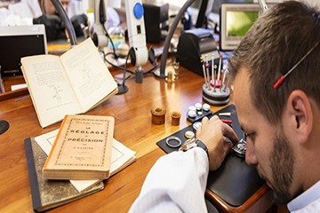 厦门欧米茄手表售后保养服务