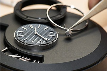 厦门欧米茄自动机械表为什么突然不走了